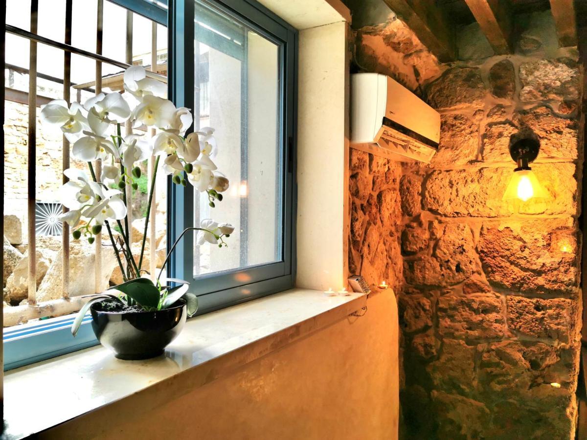 Unique crusader apartment in old Acre Extérieur photo